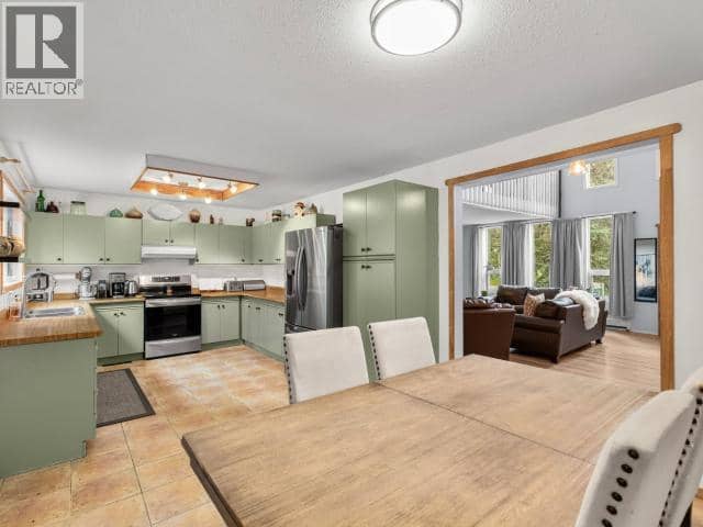 1306 Elm Street, Whitehorse, photo 8