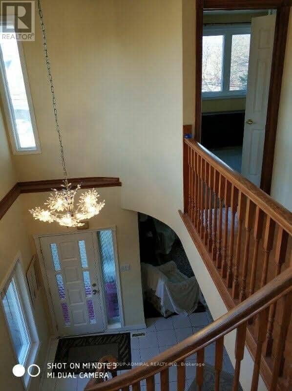355 Patricia Avenue — photo 3 of 9