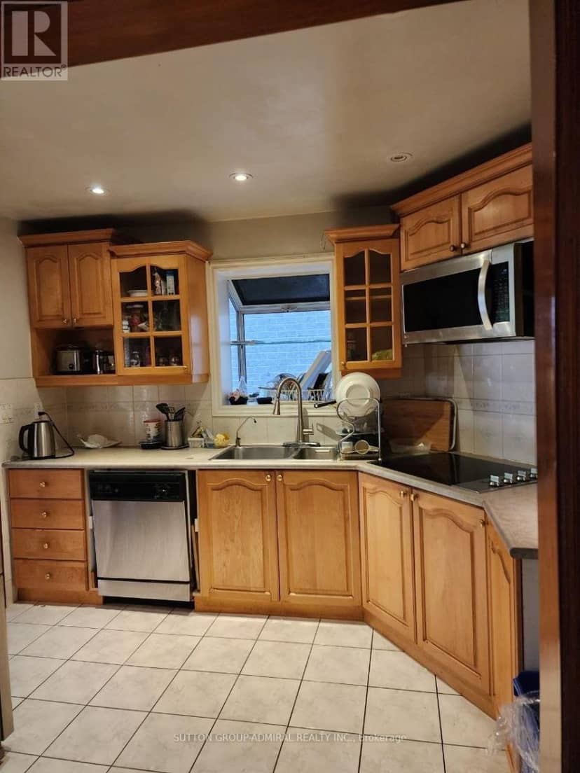 355 Patricia Avenue — photo 4 of 9