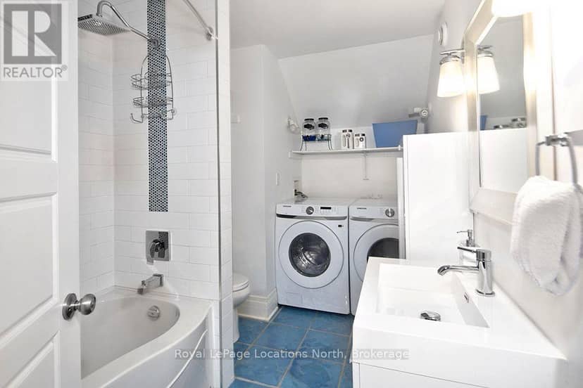 97 Bruce Street S — photo 18 of 30