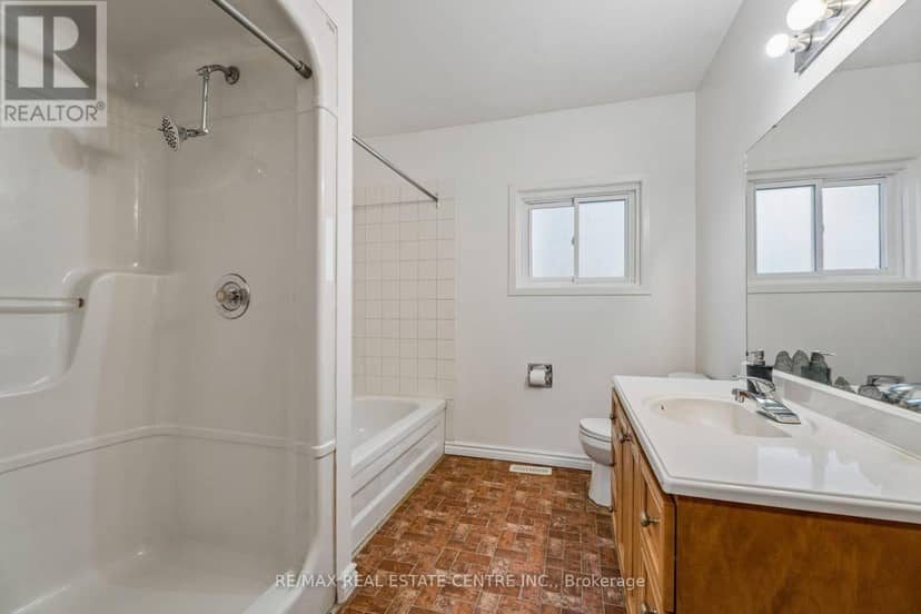 449 Mosley Street — photo 20 of 40