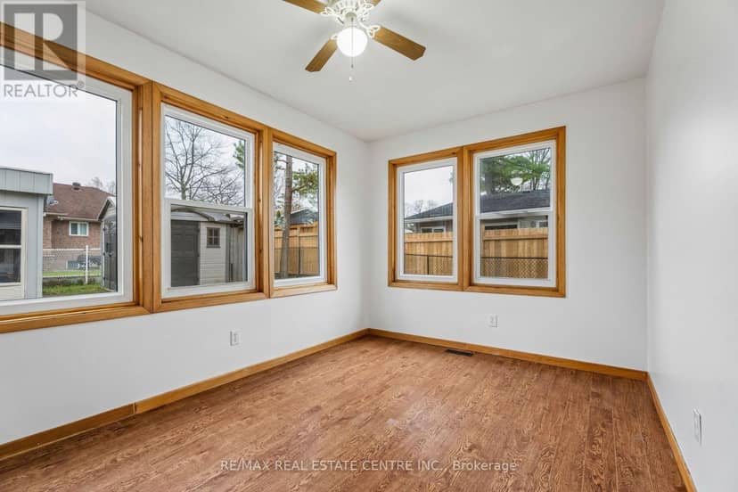 449 Mosley Street — photo 35 of 40