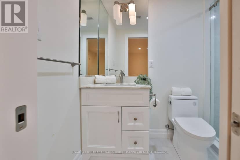 1066 Stockwell Avenue — photo 28 of 34