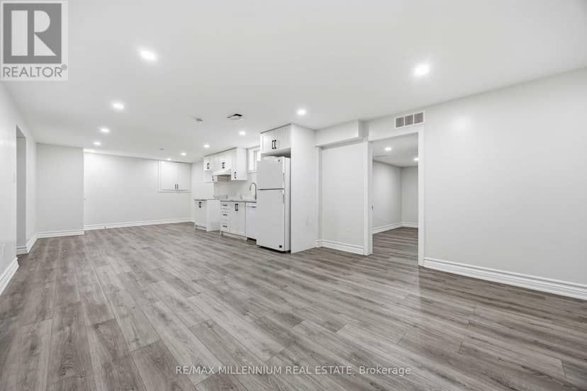 867 Wellington Street — photo 18 of 30