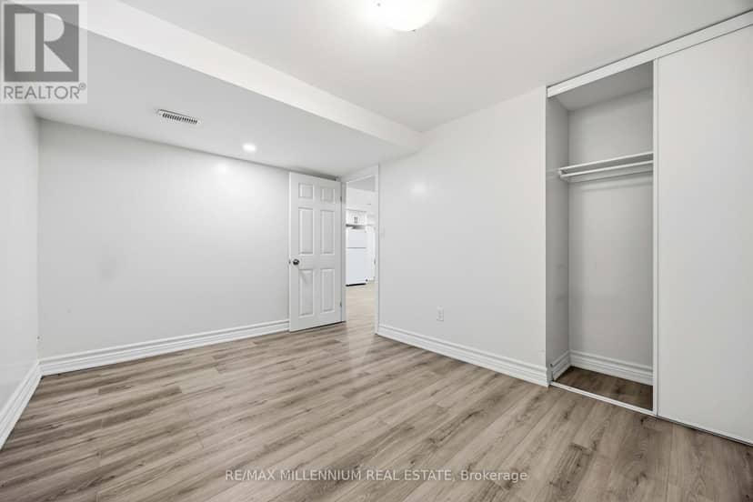 867 Wellington Street — photo 21 of 30