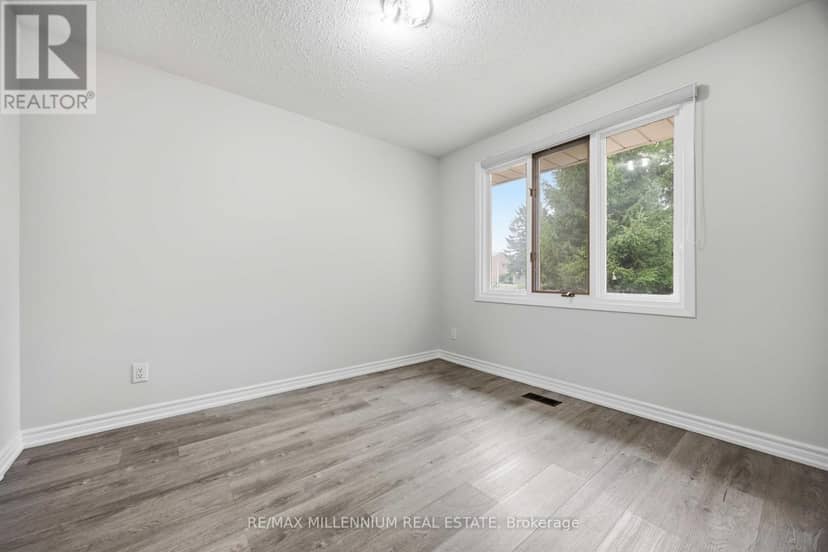 867 Wellington Street — photo 6 of 30