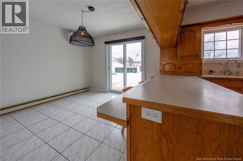 835 Walker Street — photo 12 of 40