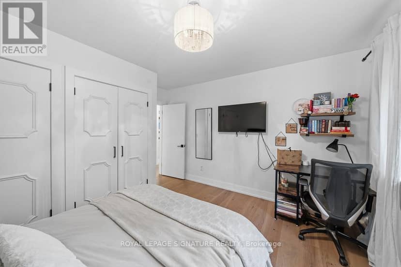 11 Yewfield Crescent — photo 19 of 36