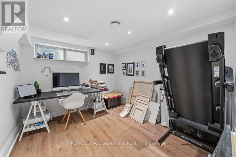 11 Yewfield Crescent — photo 28 of 36