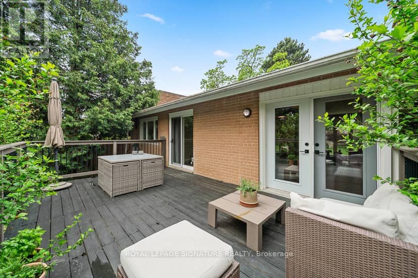 11 Yewfield Crescent — photo 31 of 36