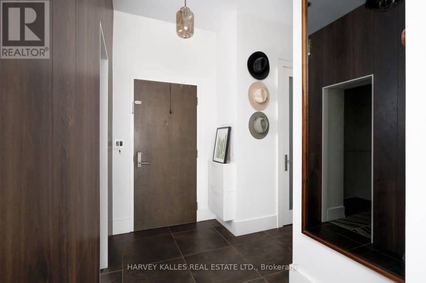 410 - 625 Queen Street E — photo 7 of 31