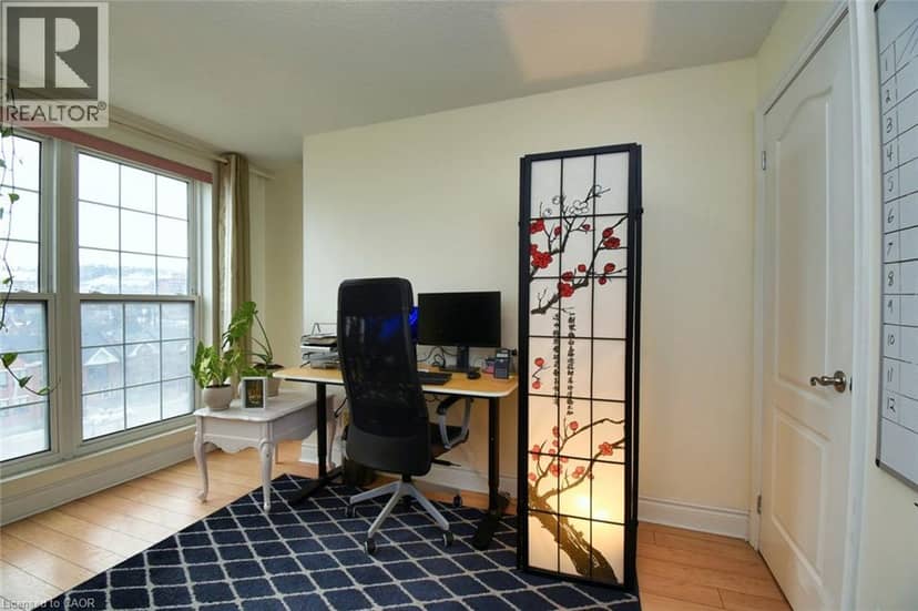 135 JAMES Street S Unit# 502 — photo 17 of 40
