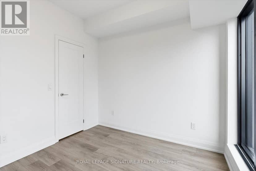 3409 - 20 Soudan Avenue — photo 21 of 40