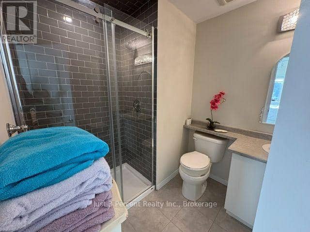 101 - 344 Florence Drive — photo 36 of 39