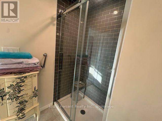 101 - 344 Florence Drive — photo 37 of 39