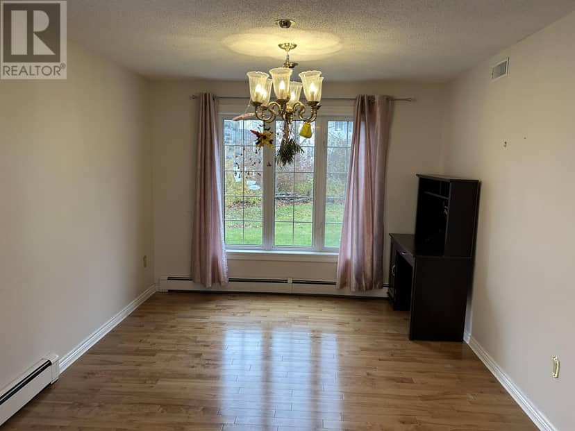 83 Kennedy Drive — photo 10 of 34