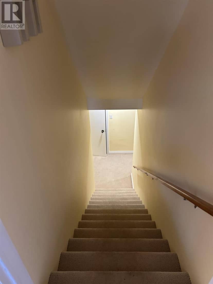 83 Kennedy Drive — photo 21 of 34