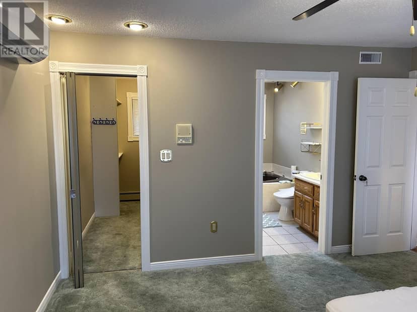 83 Kennedy Drive — photo 14 of 34