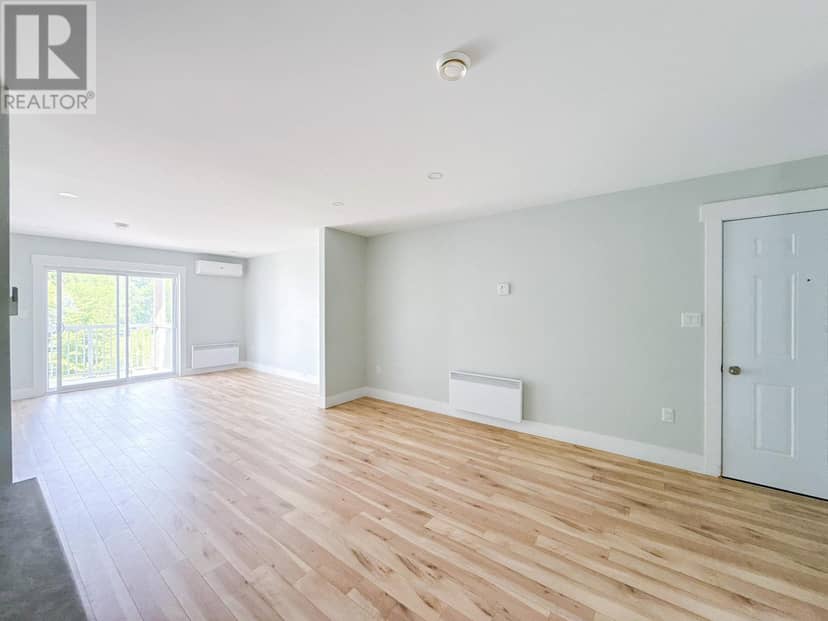 55/63 Russell Street — photo 15 of 40