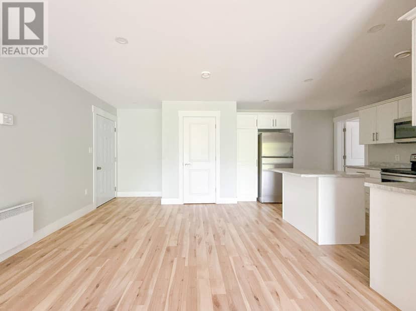 55/63 Russell Street — photo 11 of 40
