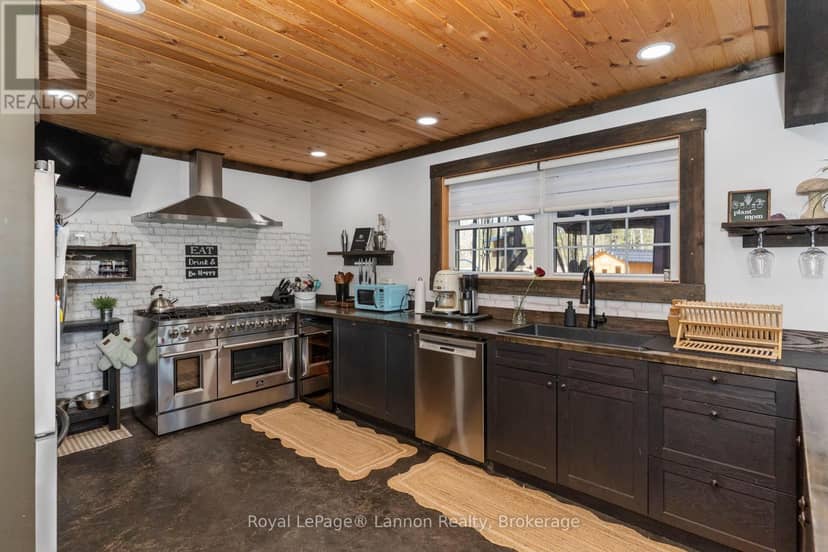 1035 Peterson Road — photo 11 of 30