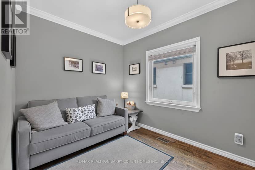 110 Upper Canada Drive — photo 17 of 40