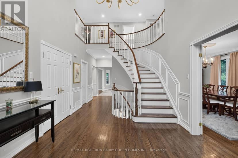 110 Upper Canada Drive — photo 4 of 40
