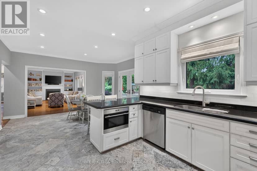 110 Upper Canada Drive — photo 9 of 40