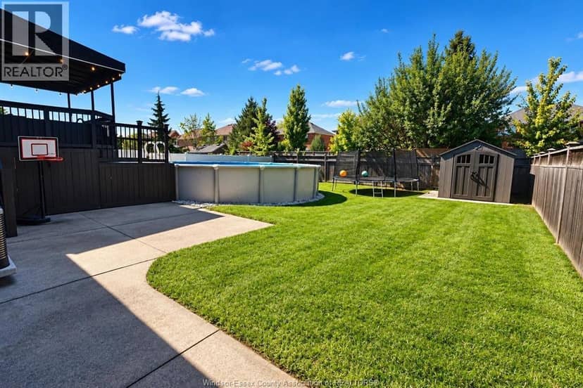1035 Treverton Crescent — photo 21 of 27