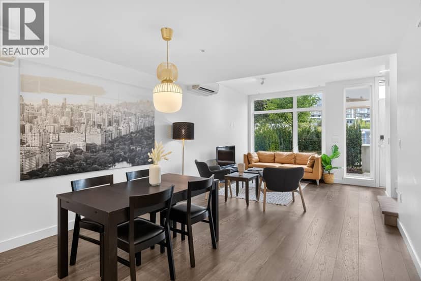 561 W 29TH AVENUE, Vancouver