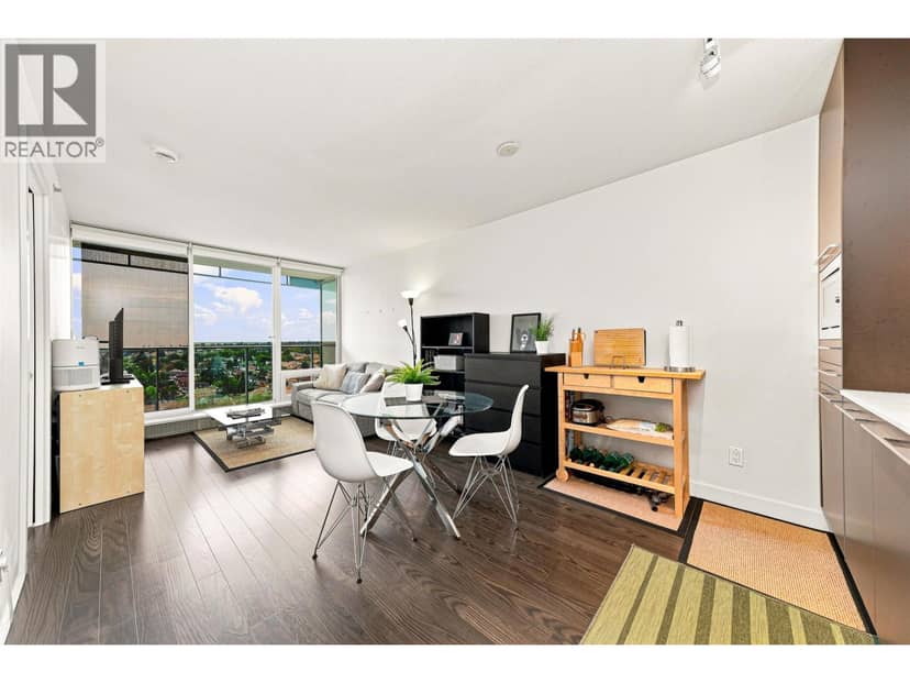2409 8131 NUNAVUT LANE, Vancouver, photo 4