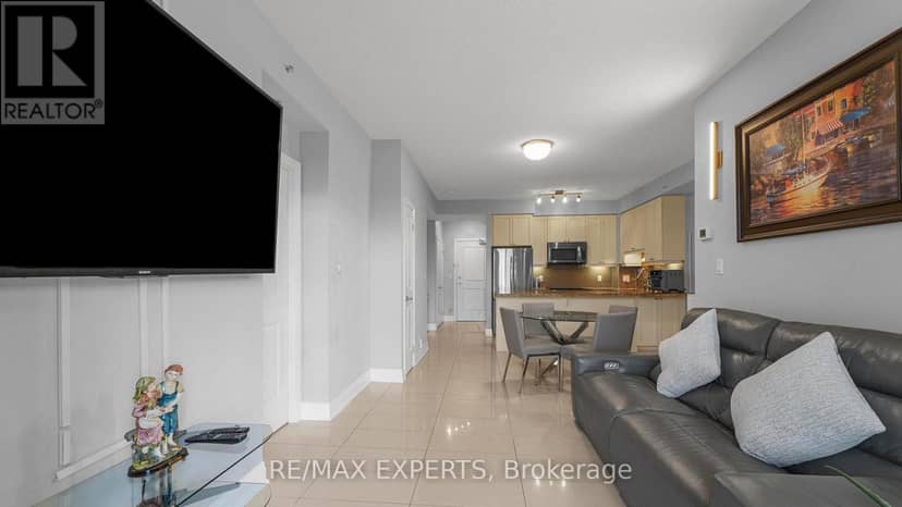 201 - 12 Woodstream Boulevard — photo 10 of 25