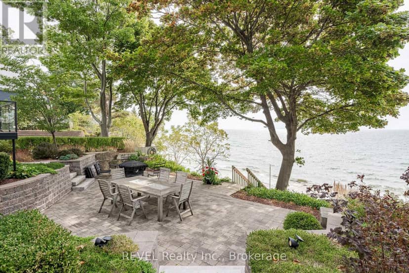 10417 Lakeshore Road, Wainfleet