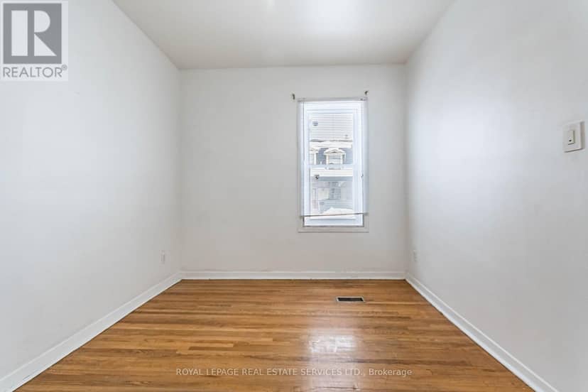 740 Lansdowne Avenue — photo 6 of 23