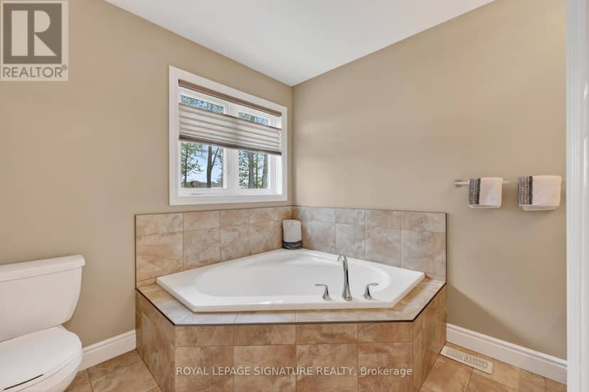 22 Hunter Avenue — photo 23 of 40