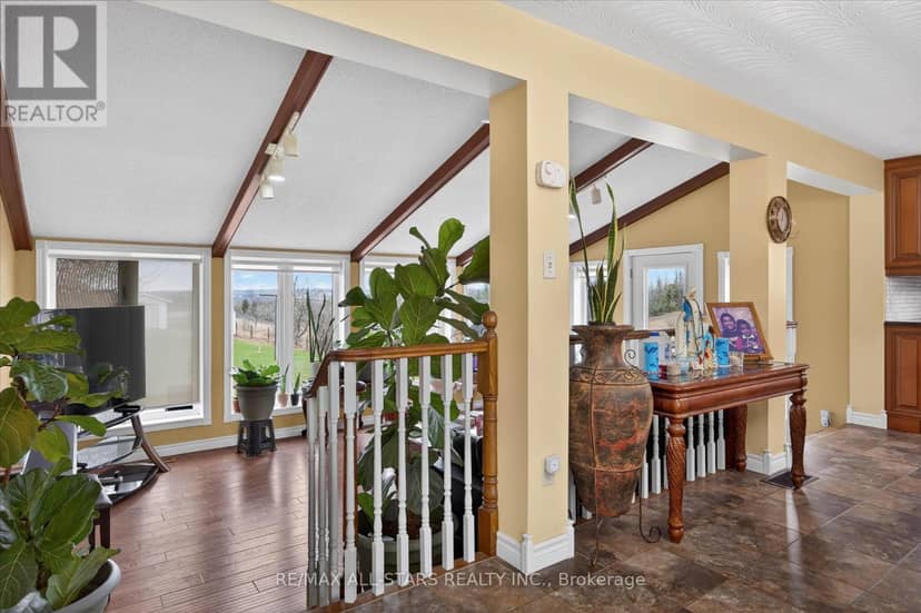 450 Janetville Road — photo 10 of 40