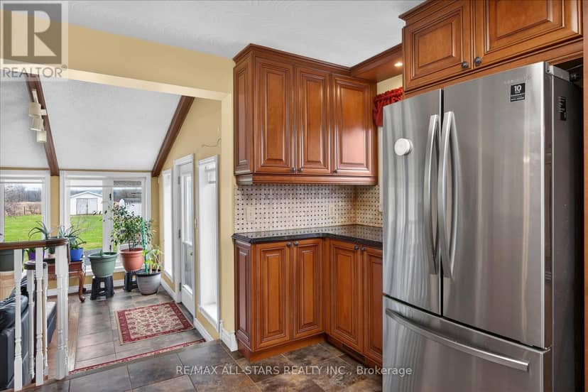 450 Janetville Road — photo 17 of 40