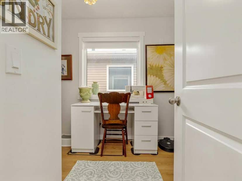 318 Whispering Way — photo 13 of 40