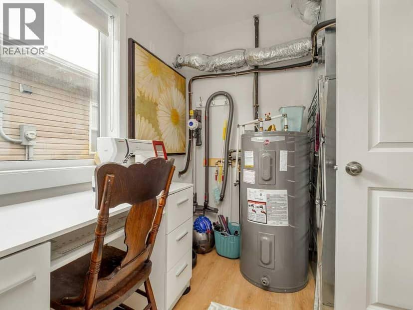 318 Whispering Way — photo 15 of 40