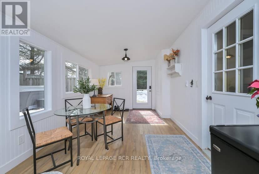 1429 Queen Street — photo 19 of 35