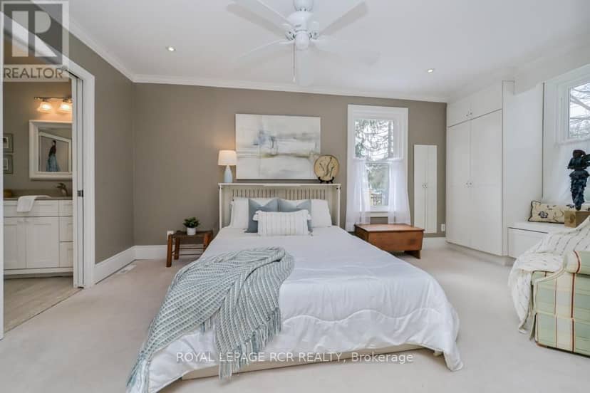 1429 Queen Street — photo 15 of 35