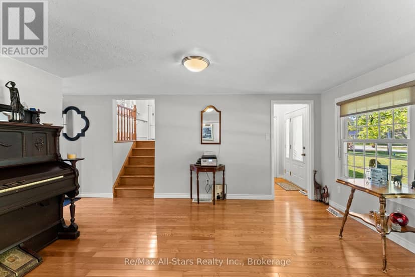 137 Reid Street — photo 31 of 40