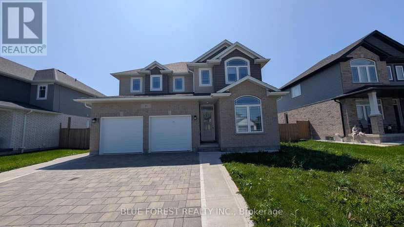 30 Thames Springs Crescent — photo 1 of 38