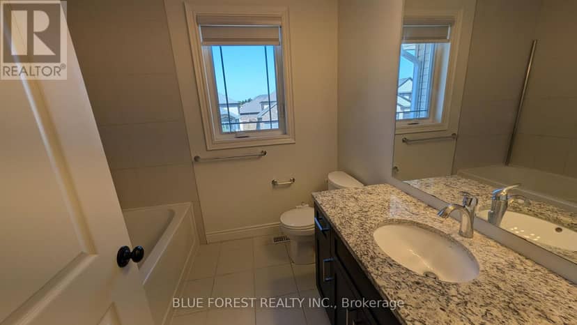 30 Thames Springs Crescent — photo 21 of 38