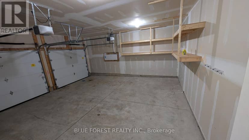 30 Thames Springs Crescent — photo 38 of 38
