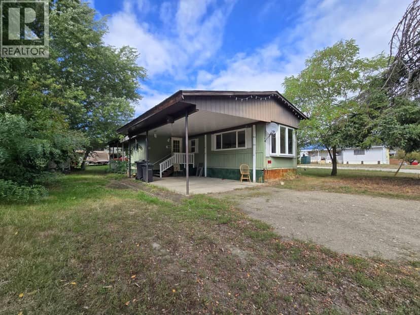 300 3rd Avenue, Castlegar