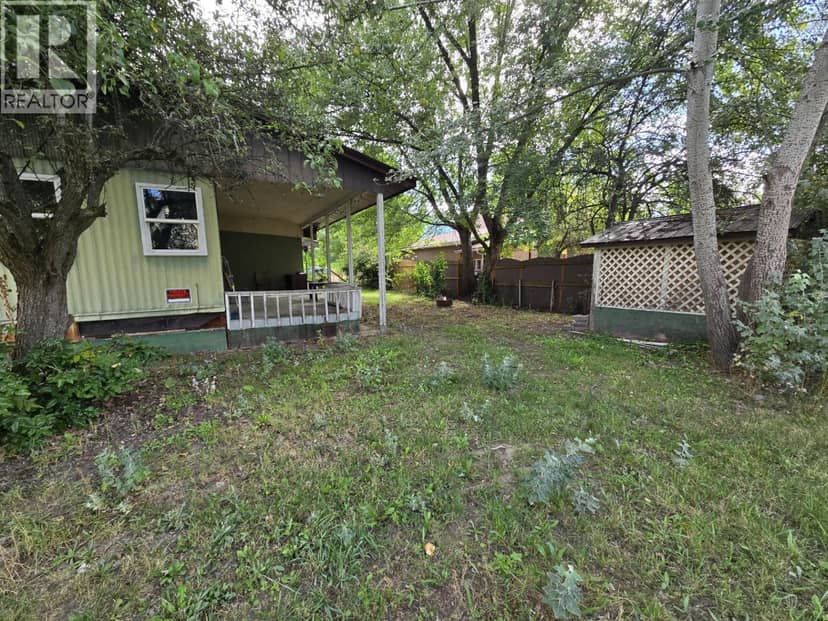 300 3rd Avenue, Castlegar, photo 5