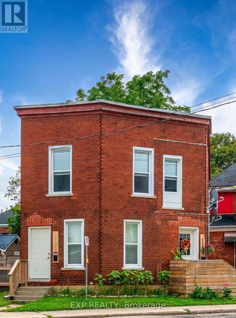 119 Beckwith Street N — photo 1 of 18