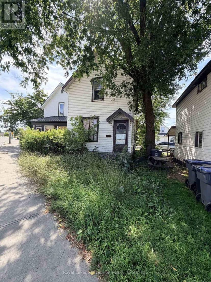 733 Simpson Street — photo 1 of 2