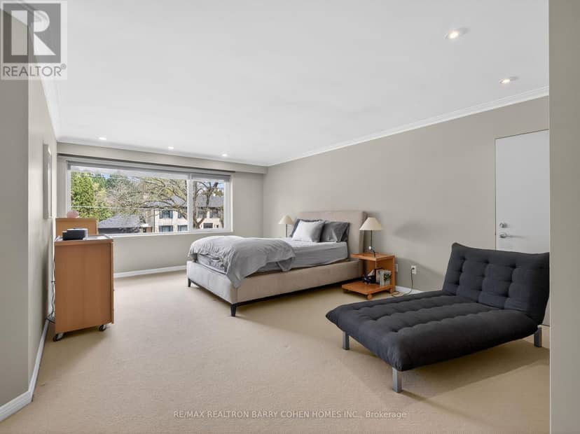 19 Saintfield Avenue — photo 17 of 38